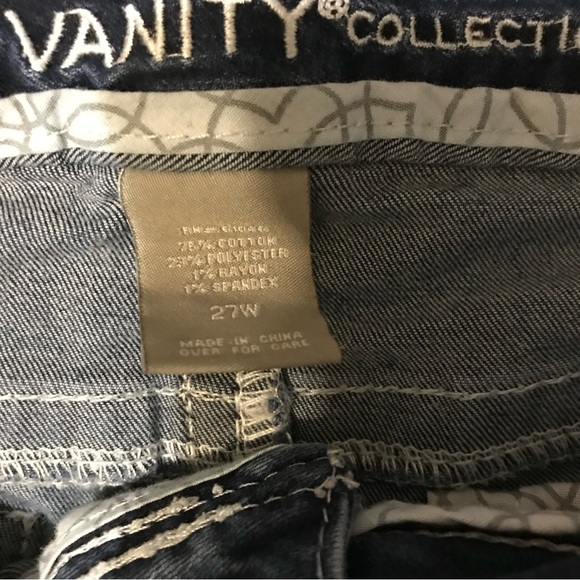 Jean shorts - Picture 4 of 4